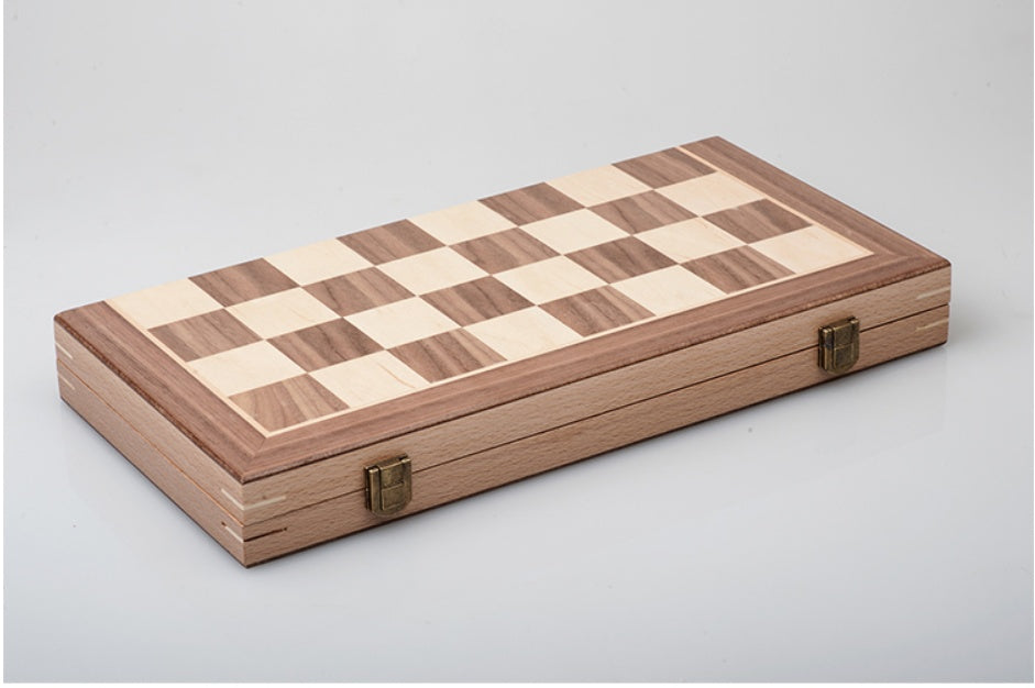 German Beech Wood Chess Set – Premium Folding Staunton Style