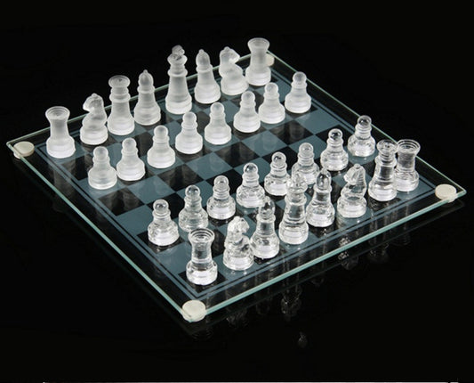 Elegant Glass Chess Set – Transparent & Frosted Pieces with Mirrored Board – Decorative & Playable Gift