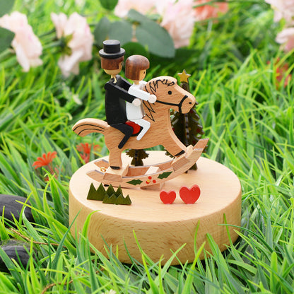 Innovative Rotating Wooden Music Box – Wind-Up Table Decor with Rotating Display Mechanism